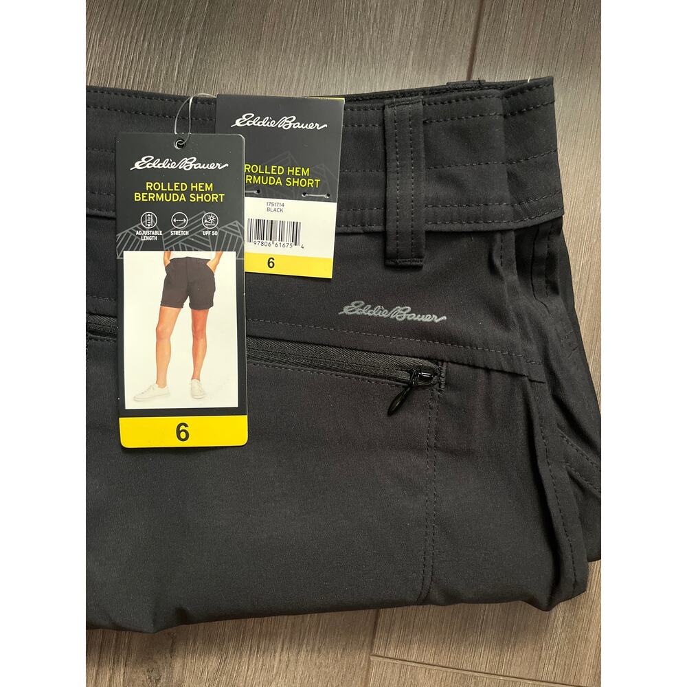 Eddie Bauer Ladies' Cargo Lightweight Shorts Black Size 6 - Picture 4 of 4